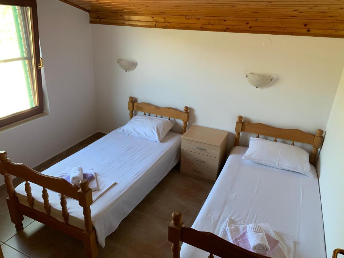 Holiday Home Bratica Улцин Екстериор снимка