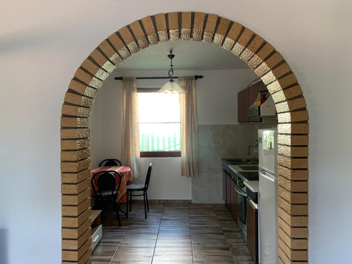 Holiday Home Bratica Улцин Екстериор снимка