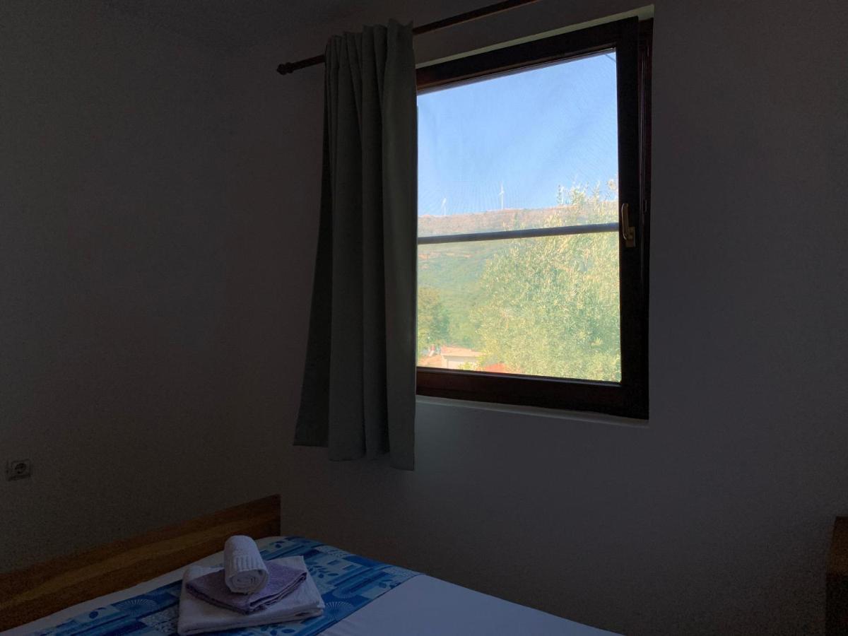 Holiday Home Bratica Улцин Екстериор снимка