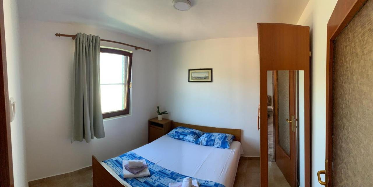 Holiday Home Bratica Улцин Екстериор снимка
