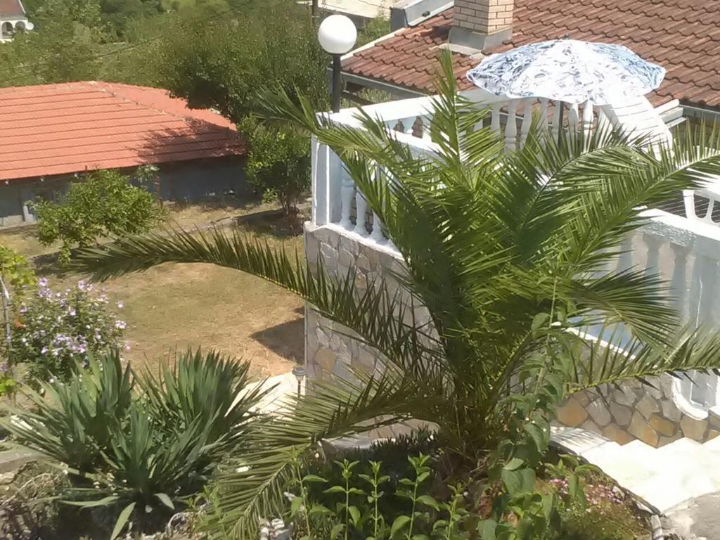 Holiday Home Bratica Улцин Екстериор снимка